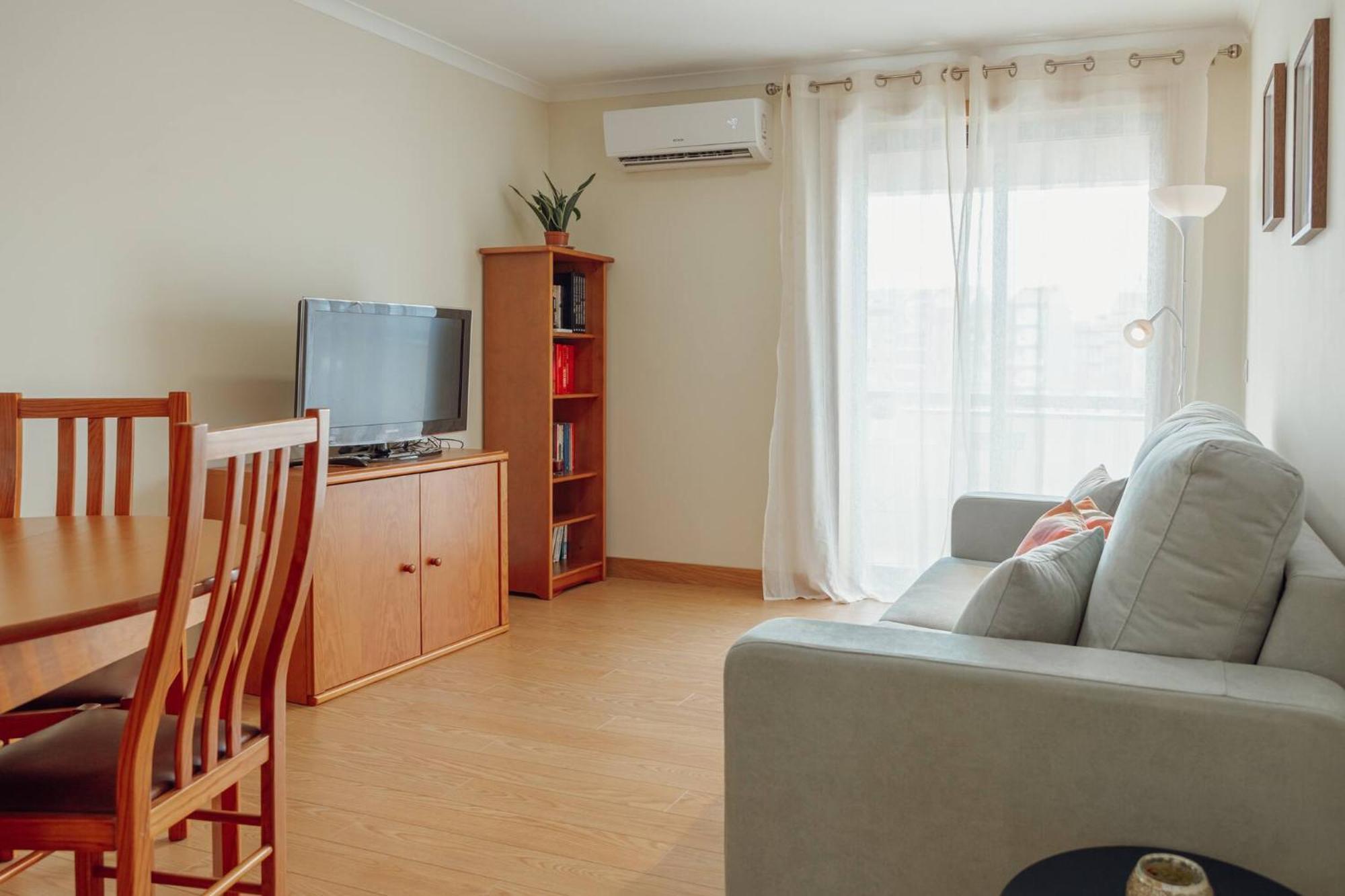 Bright Apartment By Hosty Порту Екстер'єр фото
